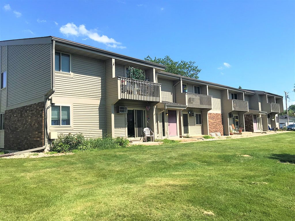 Photos and Video of Village Glenn Apartments in Waunakee, WI